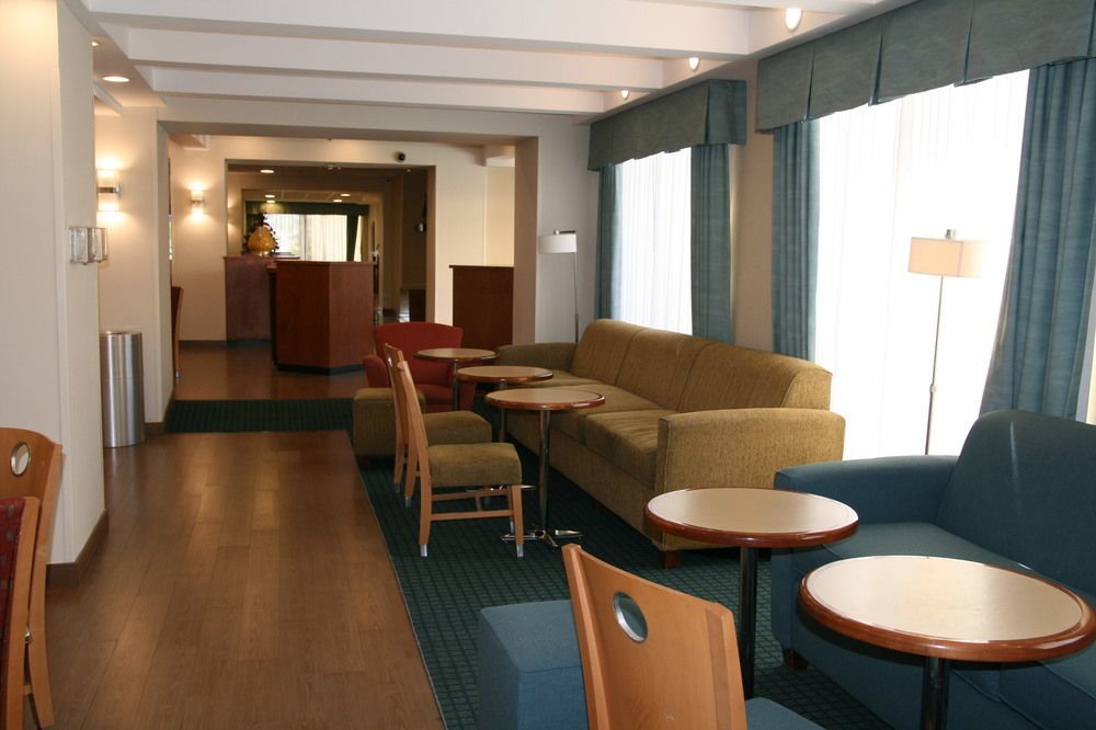 Hotel Hampton By Hilton Chihuahua