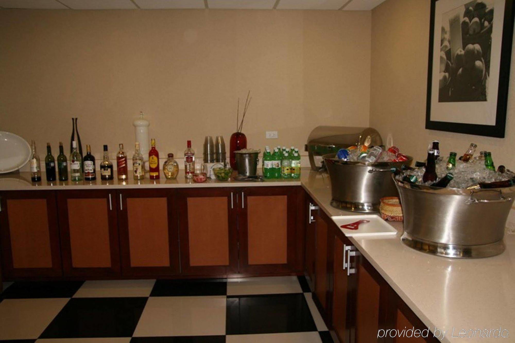 Hotel Hampton By Hilton 3*