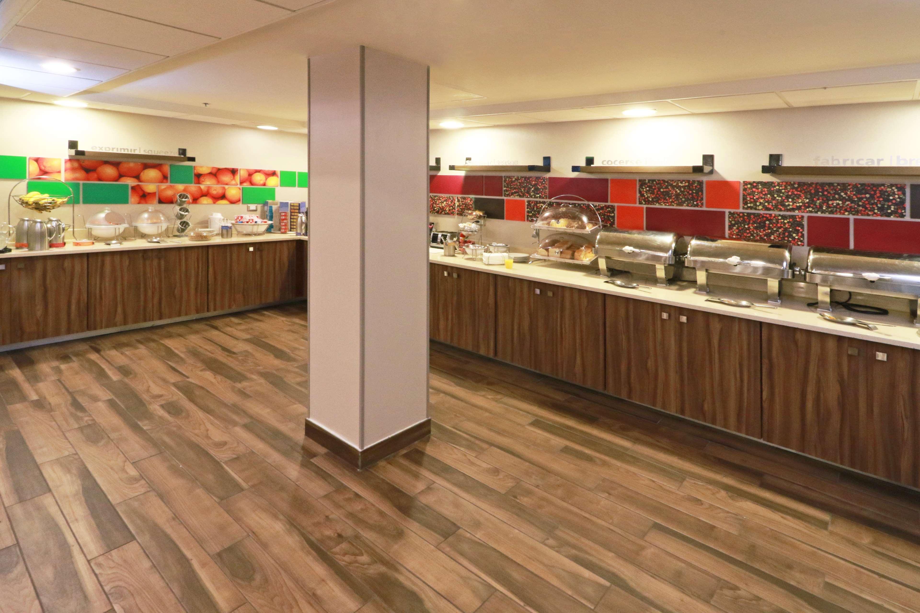 Hampton By Hilton 3* Chihuahua