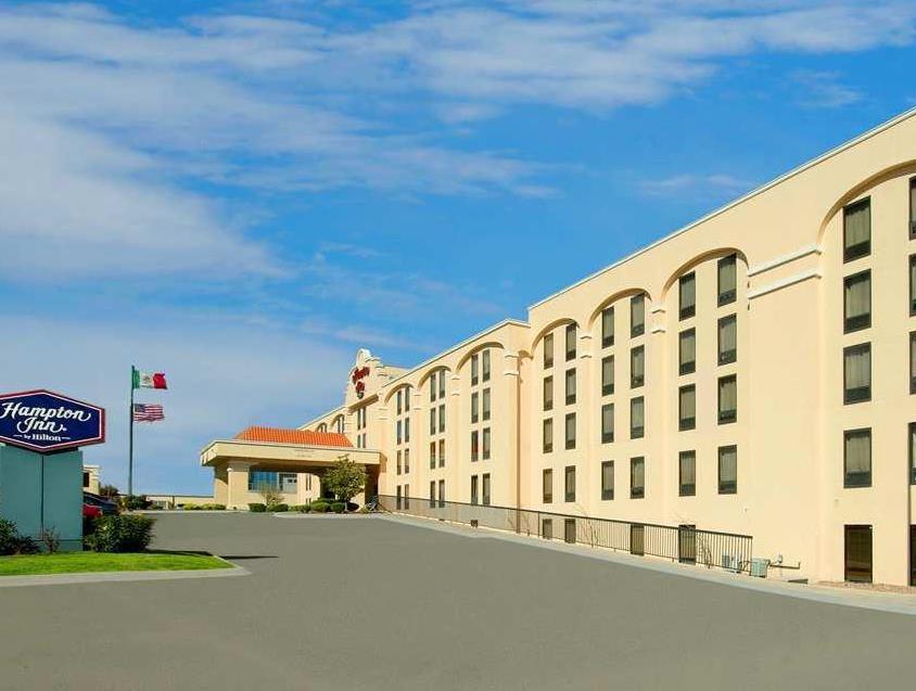 Hampton By Hilton Hotel 3*