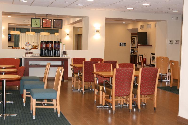 Hampton By Hilton 3*